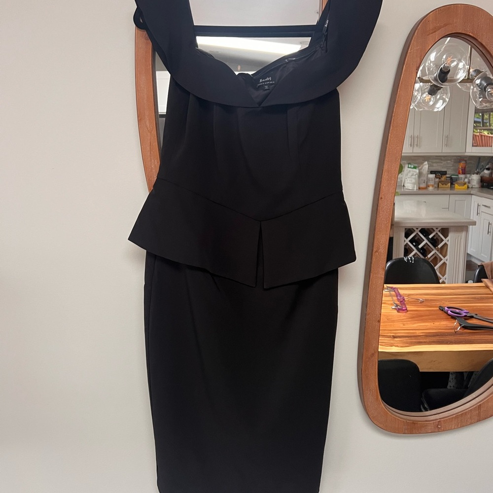 Bardot Peplum Strapless Dress- 👗 Devil wears Prada Vibes - Picture 5 of 12
